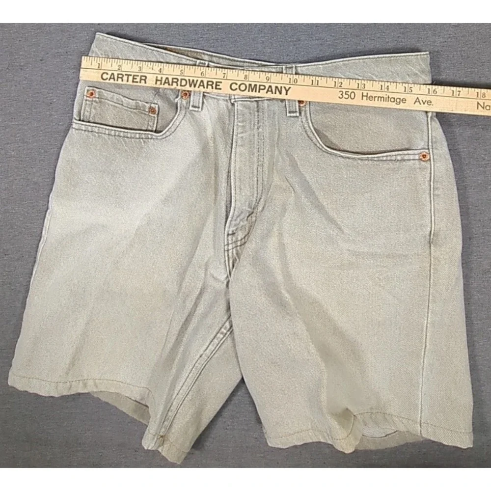 Vintage Levi's 550 Shorts Gray Faded & Stained Relaxed Men W33 L30 USA Red Tab e